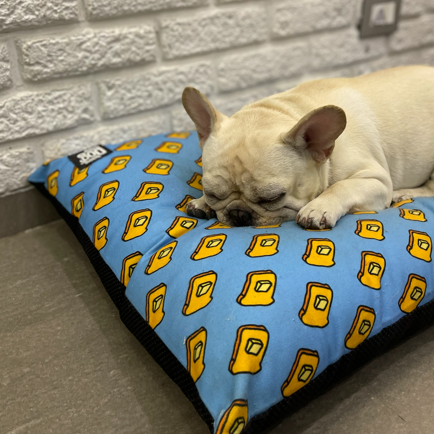 Butter My Bread Pillow Bed