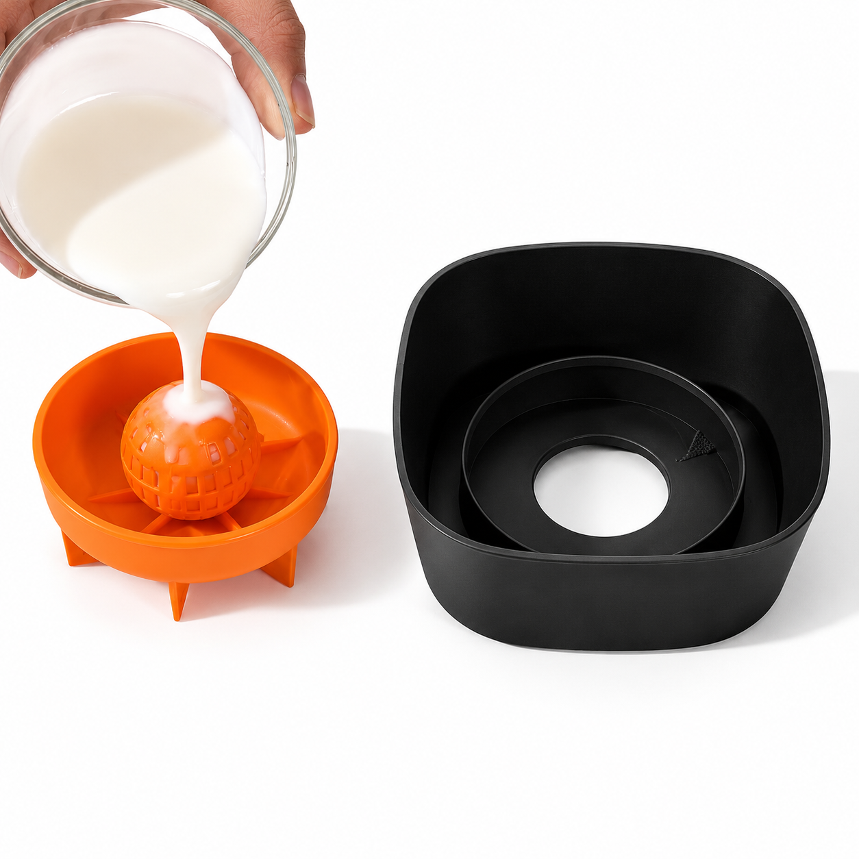 TDC - Lickables - Spin Flow Slow Feeder Bowl Set